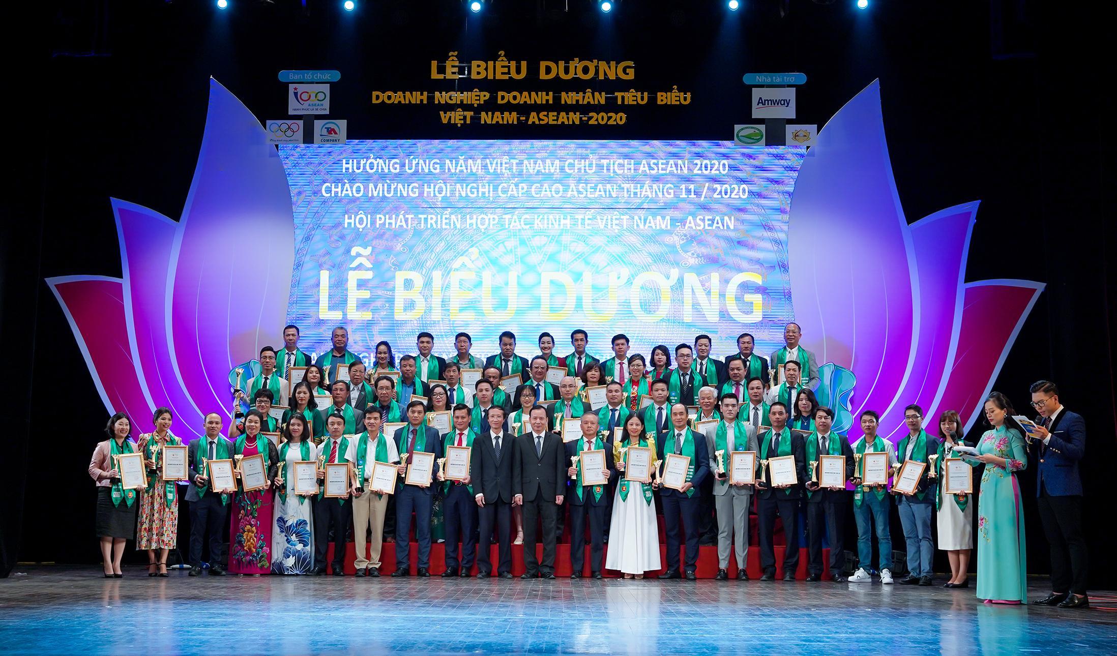 Unesco 2022 Ceremony of outstanding entrepreneurs