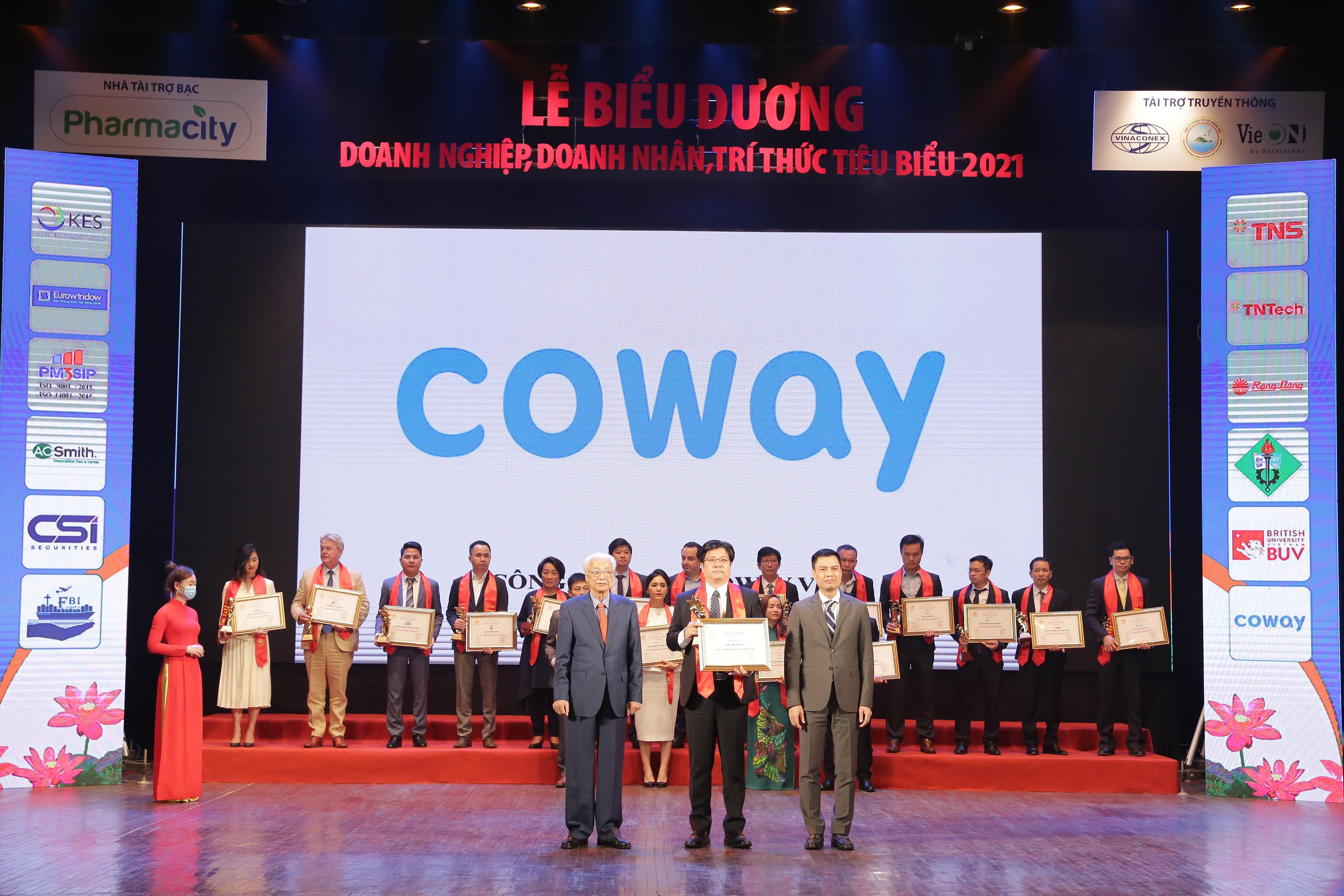 Coway Vina received the Top 10 Vietnam Most Trusted Brands 2021